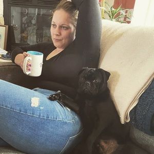 Meet your Posher, Whitney